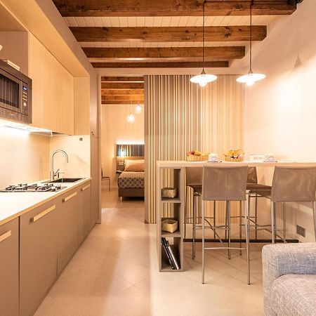 Dreamy Apartment Tre Corone Old Town Desenzano del Garda Extérieur photo
